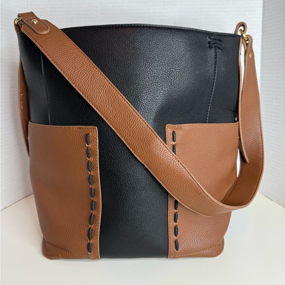 Black and Tan Charming Charlie Snap Closure Shoulder Bag